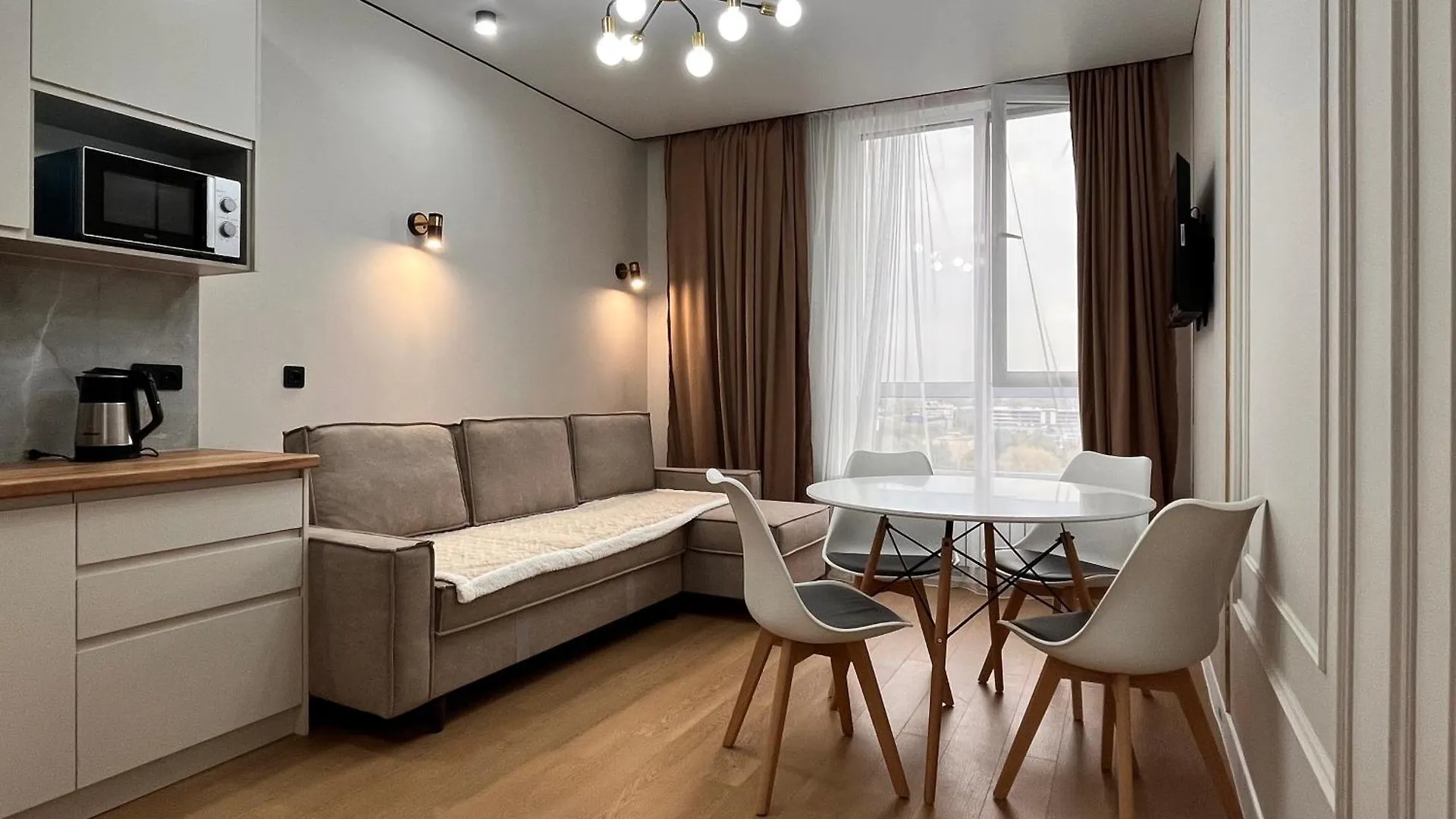 Premium Raimbek18 Residence, Nearby Metro & Drinking Water As A Gift Almaty Apartment