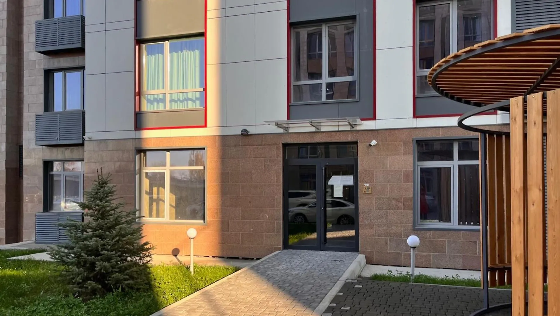 Apartment Premium Raimbek18 Residence, Nearby Metro & Drinking Water As A Gift Almaty Kazakhstan